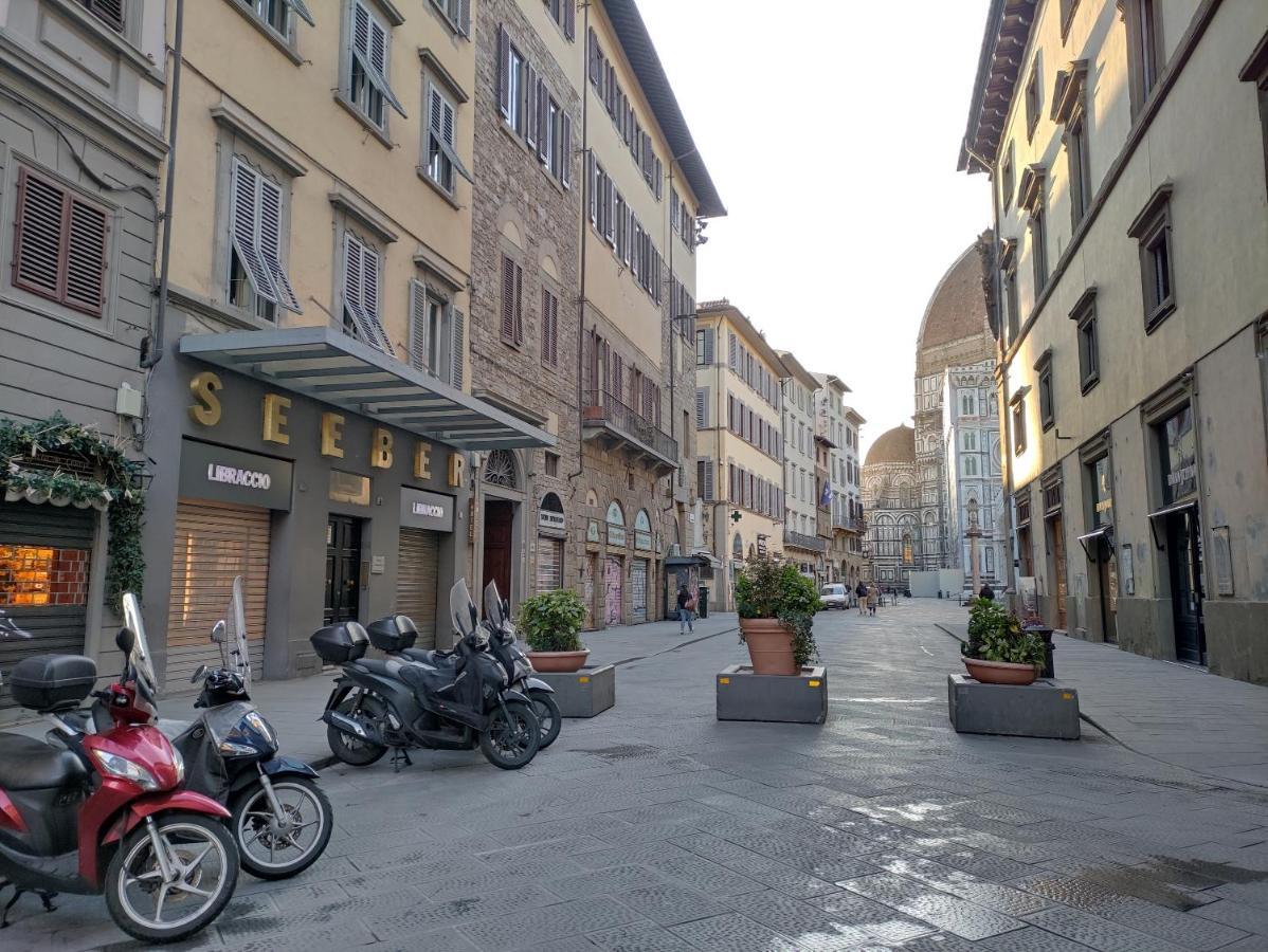 Big Apartment A Stone'S Throw From The Duomo Florenz Exterior foto